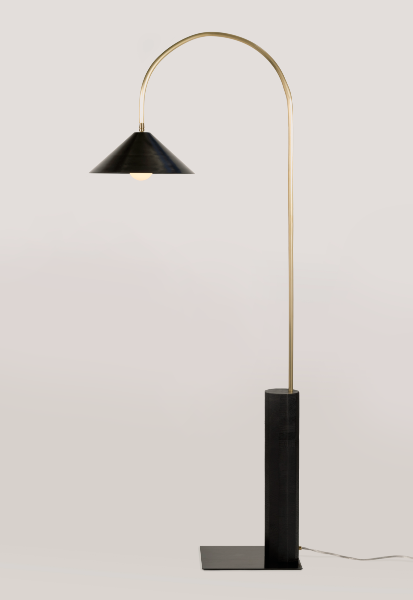 Black tall floor online lamp